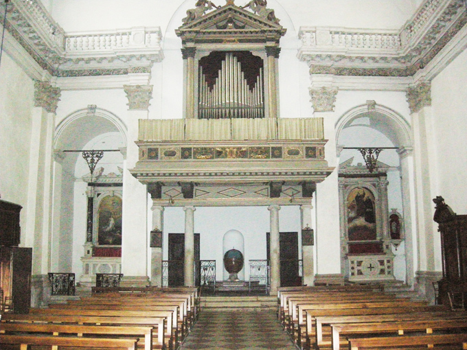 S.MARIA IN COLLE PARETE OVEST CON ORGANO E BATTISTERO DSCN0127